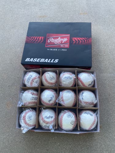 New Rawlings 12 Pack (1 Dozen) Baseballs