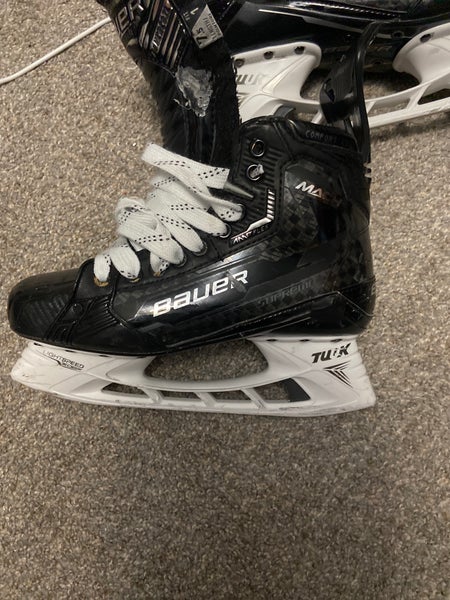 Used Bauer Size 7.5 Supreme Mach Hockey Skates