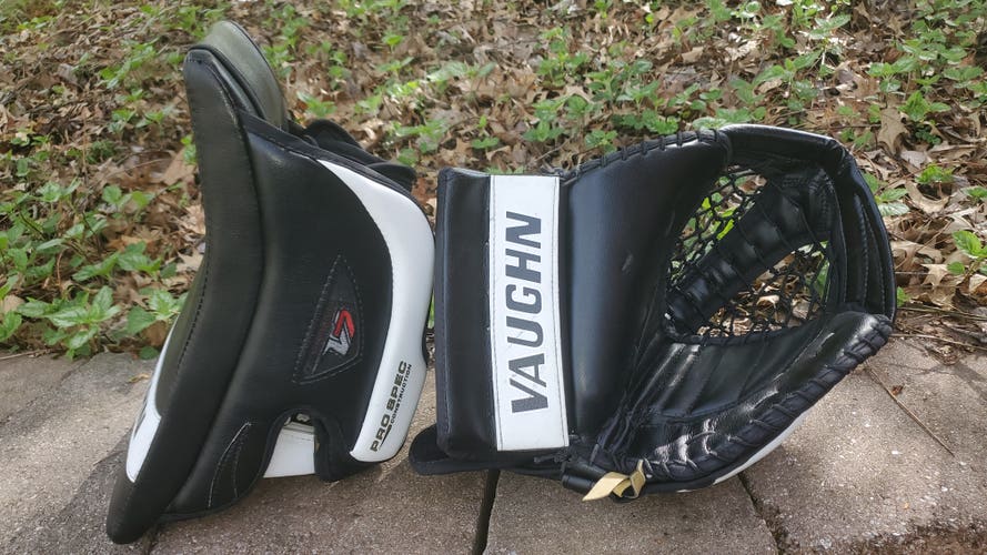 Used Custom Vaughn V7 blocker and Ventus pro carbon catch