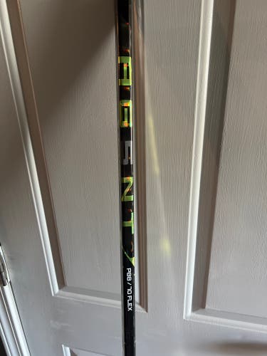 Senior Left Hand P88 Ag5nt Hockey Stick