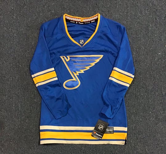 New With Tags St. Louis Blues Fanatics Womens Jersey Small or Medium (Blank)