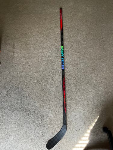 Senior Used Right Handed Bauer Custom Nexus Hockey Stick P88 77 Flex