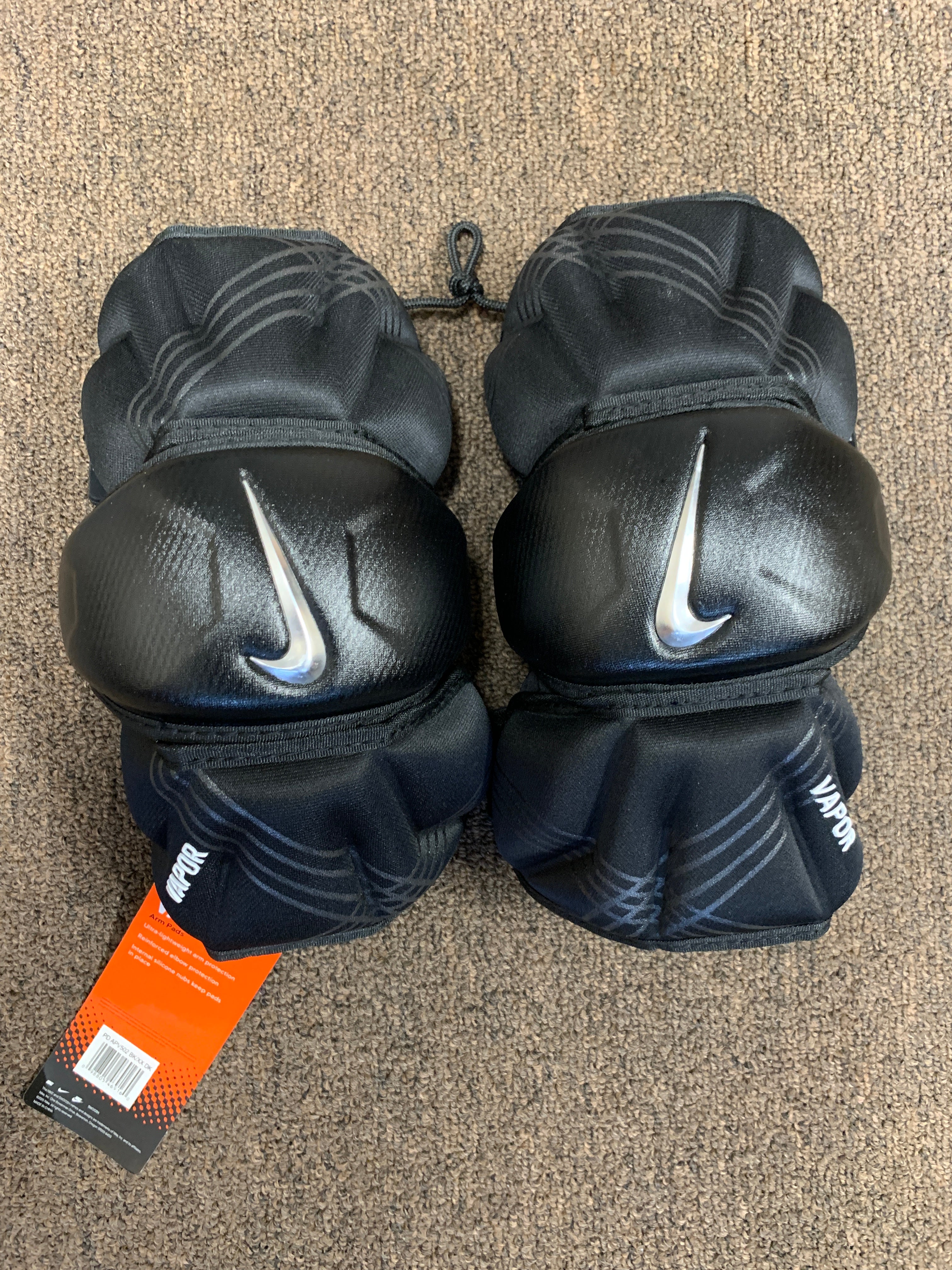 Nike Vapor 2.0 Arm Pads Black / Medium