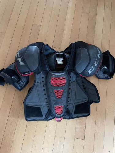 CCM U+ Crazy Light Shoulder Pads Size Large