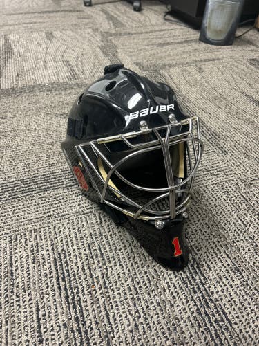 Used Bauer  950X Goalie Mask