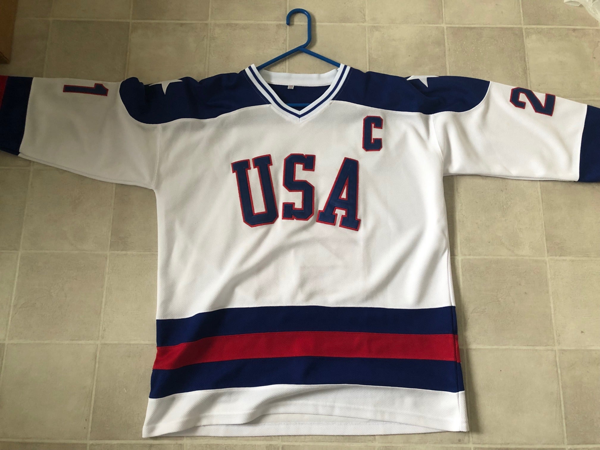 to Die for Collectibles 1980 USA “Miracle on Ice” #21 Captain Mike Eruzione White Olympic Hockey Jersey, Size XXL