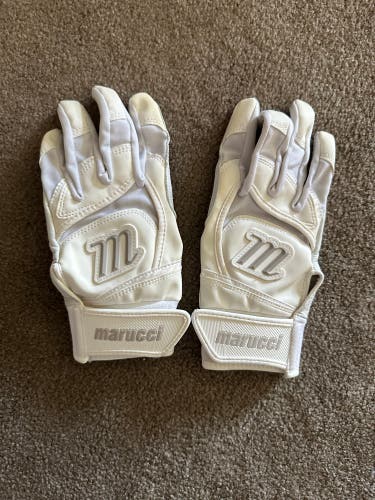 New Medium Marucci Batting Gloves (YOUTH MEDIUM)
