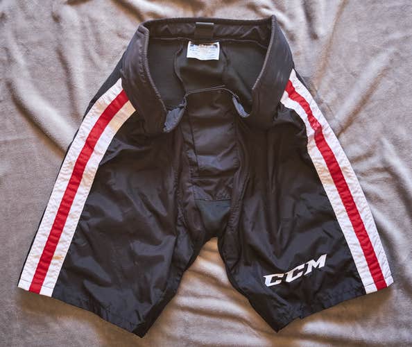 CCM Chicago Blackhawks NHL Pro Stock Hockey Player Girdle Pant Shell Medium 9K PP90