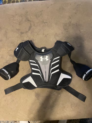 Youth Large Under Armour Shoulder Pads