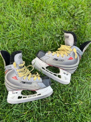 nike bauer xxii youth hockey skates