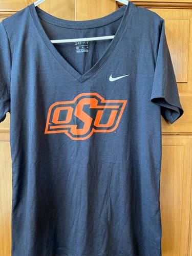 New Oklahoma State Medium Women's Nike Dri-Fit Shirt (V-Neck)