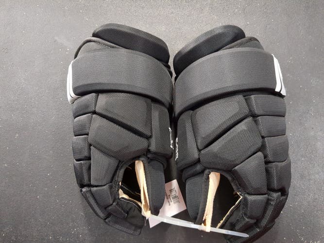 New HS Co. 4 Roll Black/White  Gloves 15"