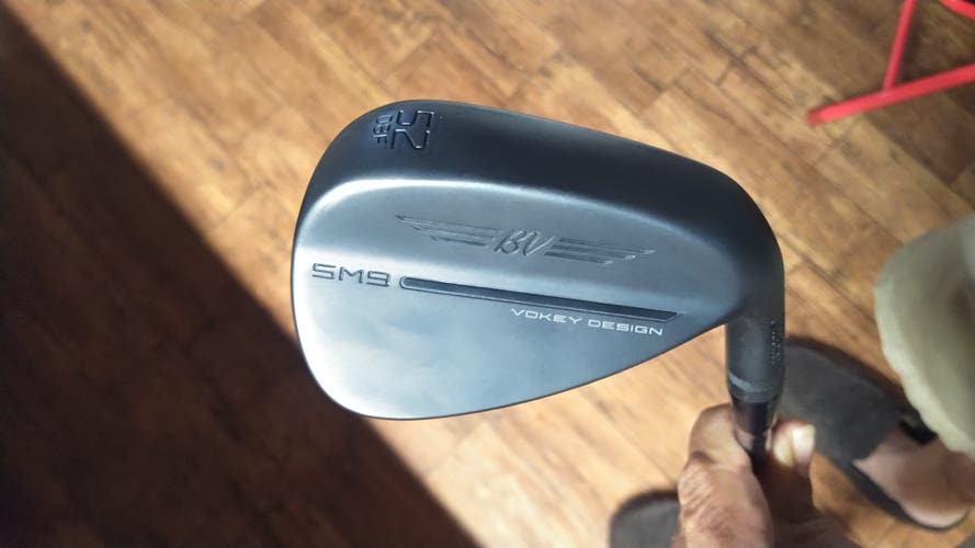 Used Men's Titleist Right Handed Vokey SM9 Wedge Wedge Flex 52 Degree Steel Shaft