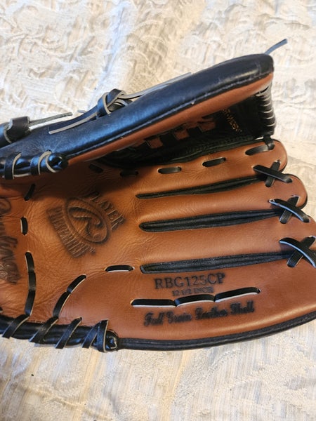 Rawlings 12.5 RGB36 Recreational Baseball & Softball Glove, Right Hand  Throw