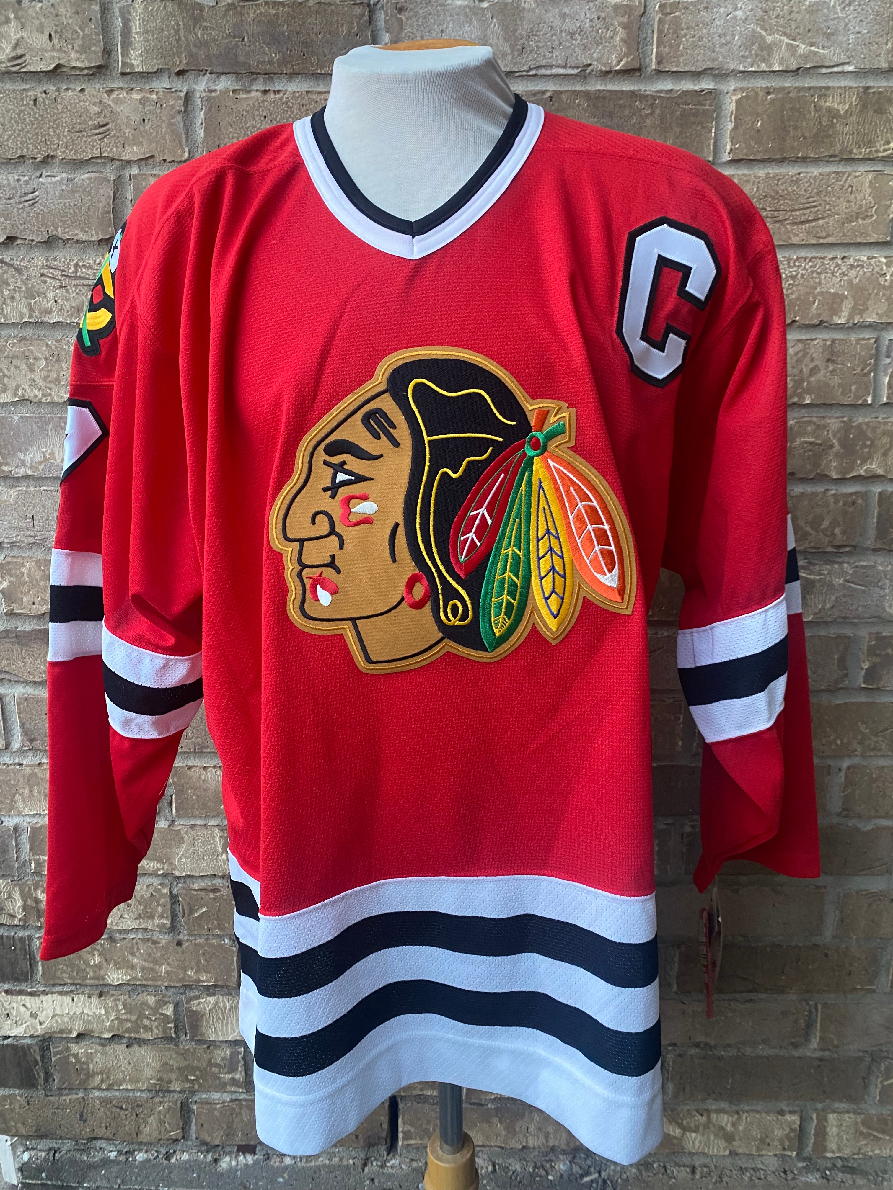 NHL Youth Chicago Blackhawks Team Color Replica Jersey - R58Hwbdd (Red,  X-Large/Large)