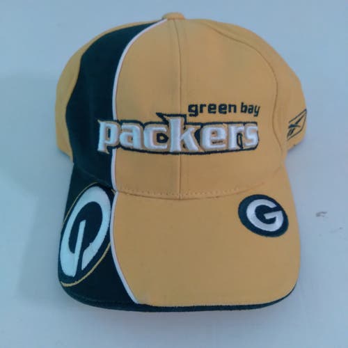 Vintage Reebok NFL Green Bay Packers Spell Out Adjustable Logo Cap