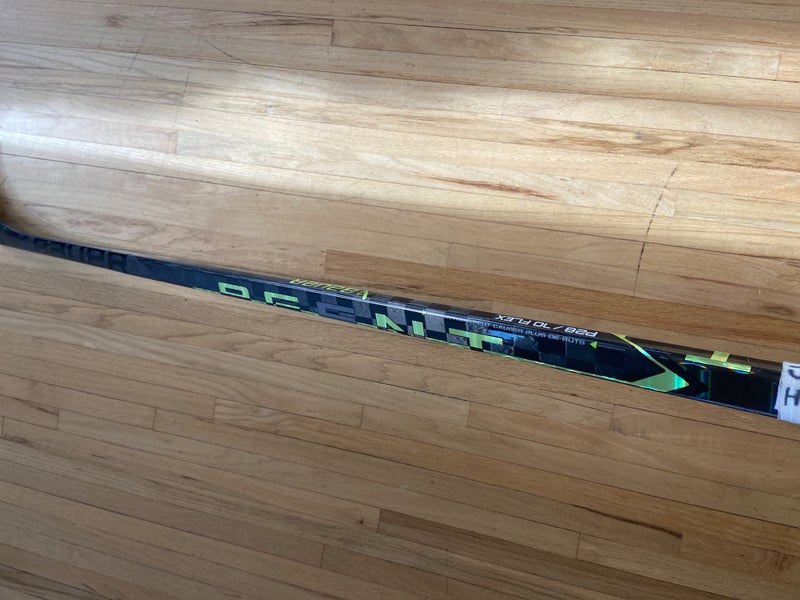 Senior Right Handed P28 Ag5nt Hockey Stick