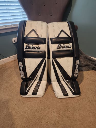 Used 33" Brian's Alite Air Pac Goalie Leg Pads
