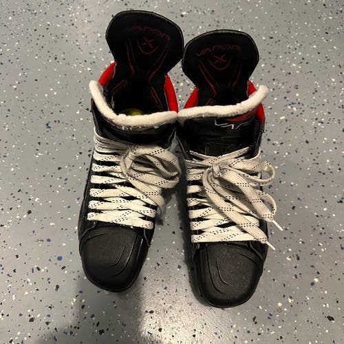 BOOT Only Bauer Regular Width Size 9.5 Vapor 3X Hockey Skates