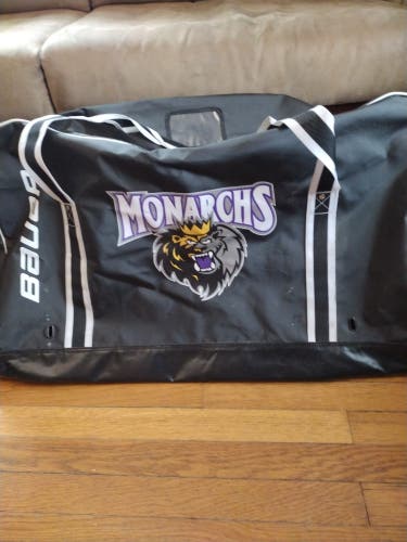 Used Bauer Bag (team logo)