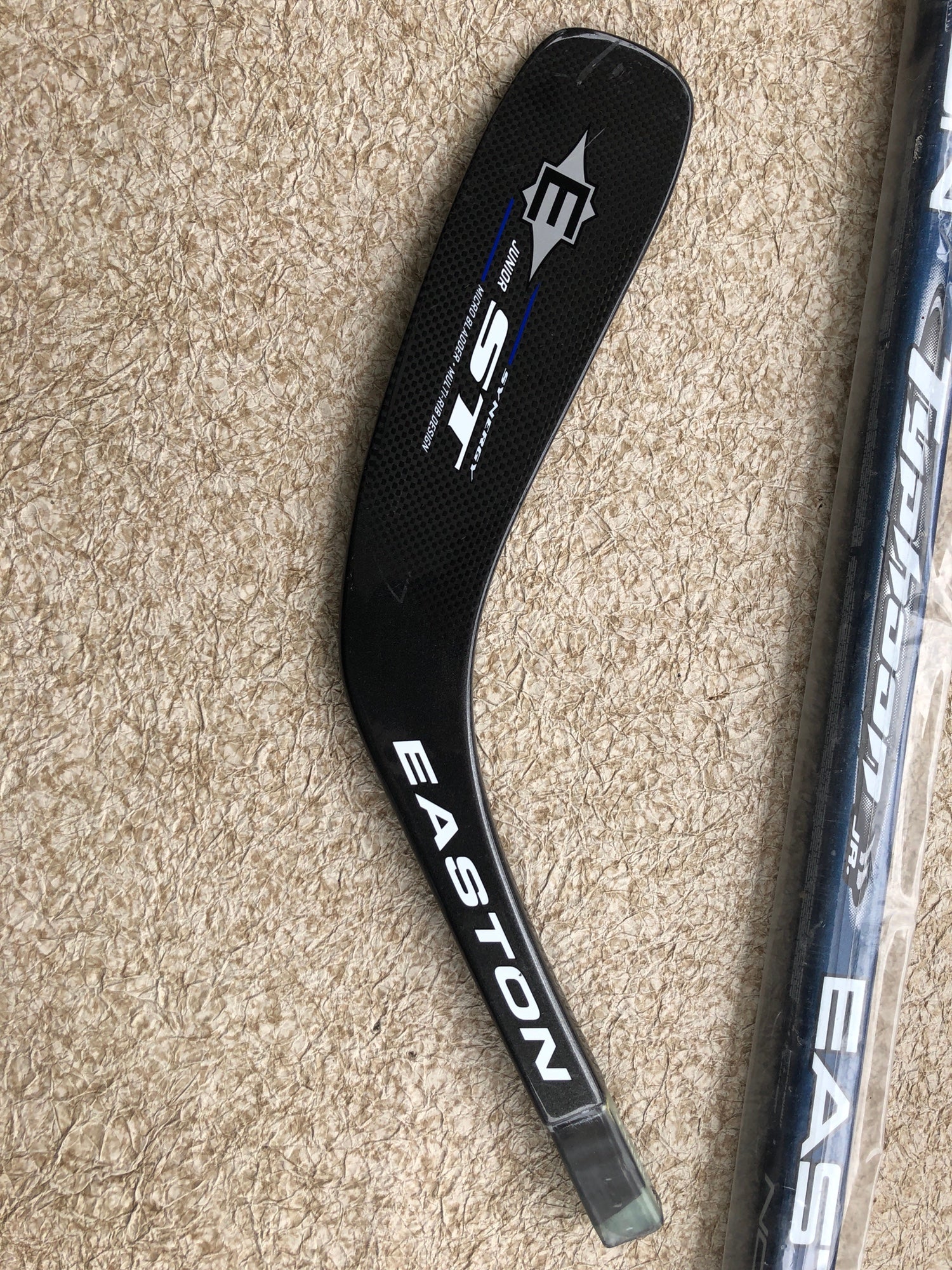 New Easton Octane Hockey Stick Shaft 80 Flex w/ New Blade | SidelineSwap