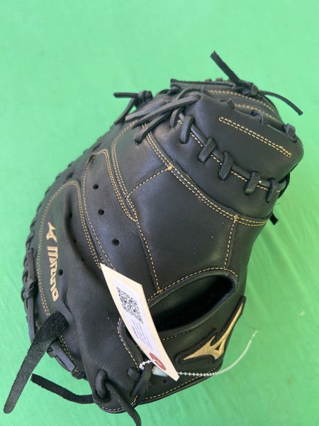 Used Mizuno MVP Prime Right Hand Throw Catcher Baseball Glove 34"