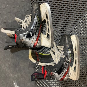 Used Bauer Extra Wide Width  Size 8 Vapor 2X Pro Hockey Skates