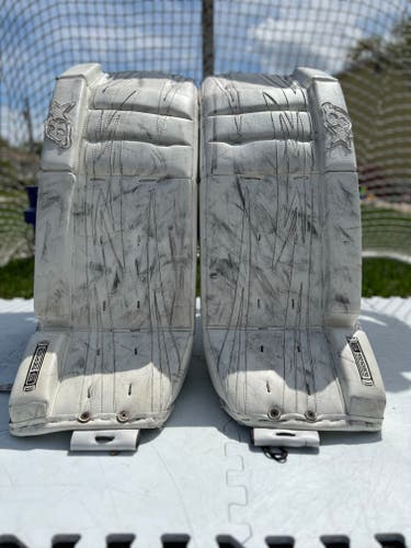 Used 34" Brian's S Series Goalie Leg Pads