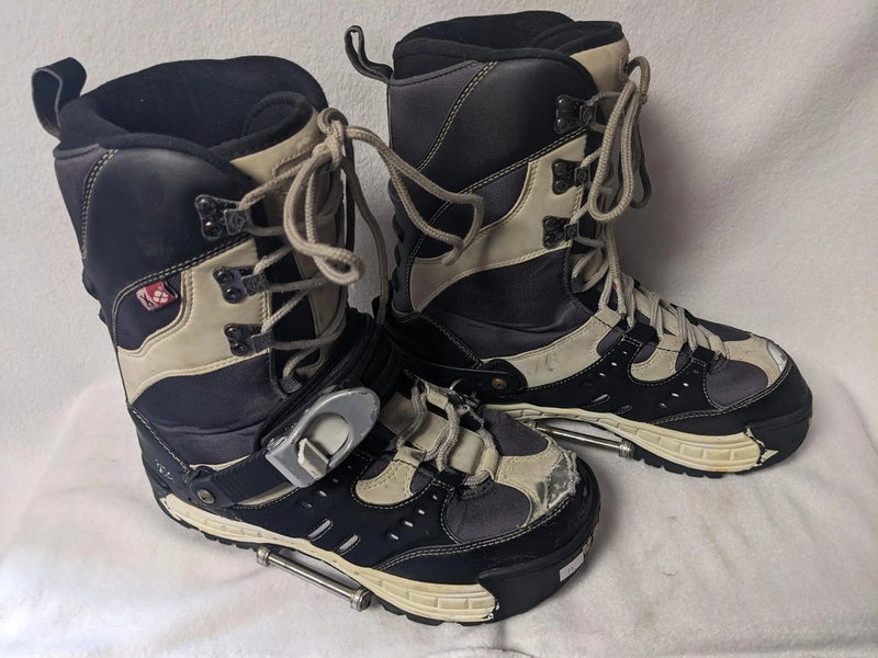 Vans World Traveler Switch Snowboard Boots 11 Black Used