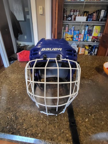 Used Medium Bauer IMS 5.0 Helmet combo
