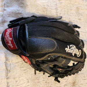 Rawlings Right Hand Throw Renegade Baseball Glove 11.5" Perfect ages 9-14. Nice glove