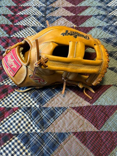 Rawlings Heart Of The Hide PROTT2 w/Gold Thumb Label