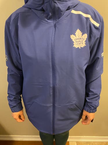 Toronto Maple Leafs Pro rink side jacket women’s size Large