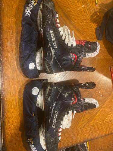 Senior Bauer Regular Width Pro Stock Size 7.5 Vapor 1X Hockey Skates