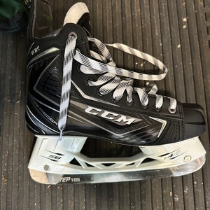 New CCM Regular Width  Size 8.5 RibCor 70K Hockey Skates