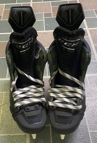 CCM RibCor 100k Pro Hockey Skates - Wide Width - Size 8 - NEW