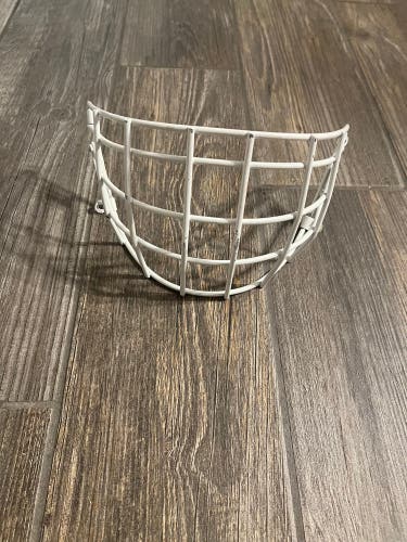 BAUER certified Cage *WILLING TO ACCEPT OFFERS