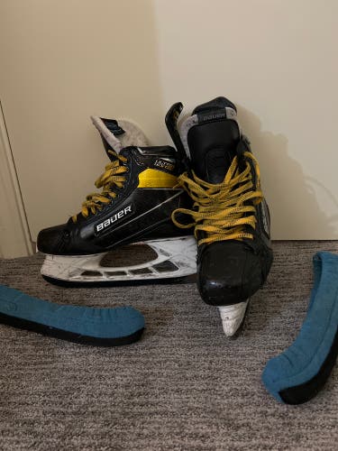 Used Bauer Pro Stock Size 9.5 Supreme UltraSonic Hockey Skates