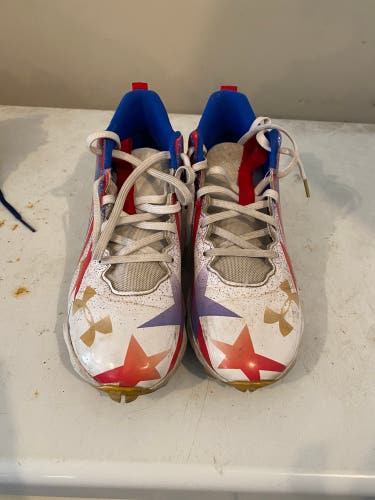 Under Armor Men's Men’s Molded Cleats Mid Top