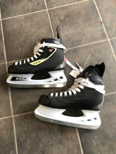 Senior Used CCM U+ 02 Hockey Skates D&R (Regular) 10