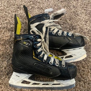 Used Bauer Regular Width  Size 1.5 Supreme S27 Hockey Skates