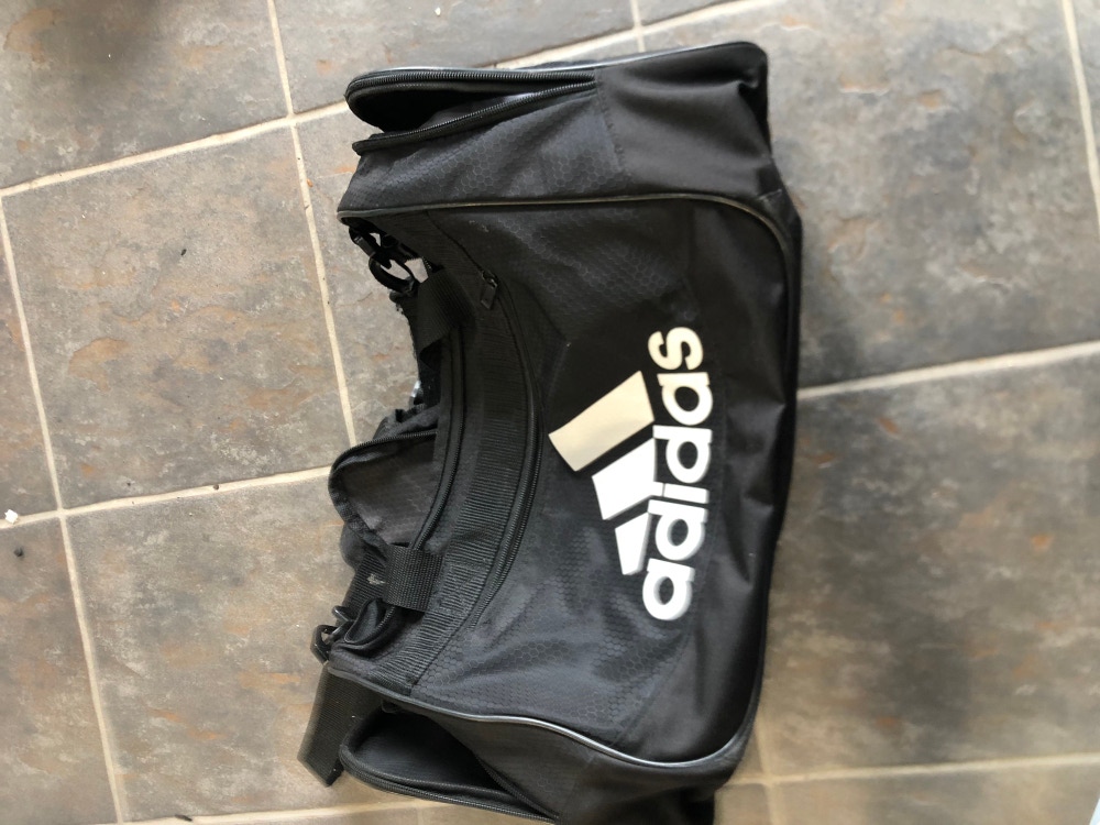 Black Used Adult Unisex Adidas Backpacks & Bags Bag Type