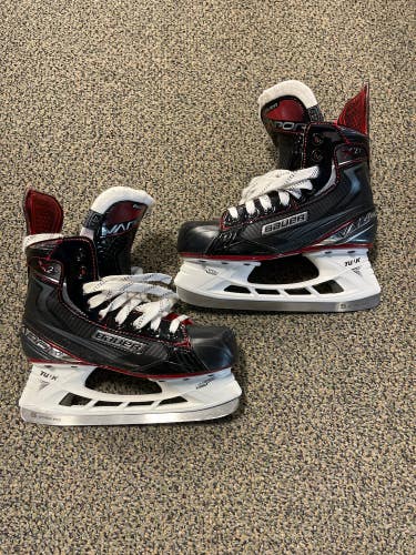 Junior Used Bauer Vapor X2.7 Hockey Skates D&R (Regular) 4.5