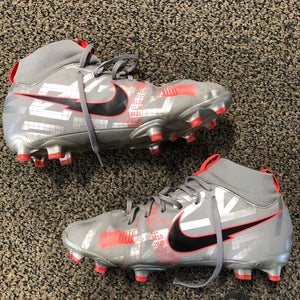 Used Men's 6.0 (W 7.0) Molded Nike Cleats