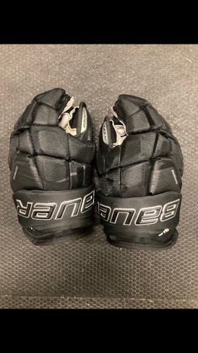 Bauer Supreme Ultrasonic 13” Gloves
