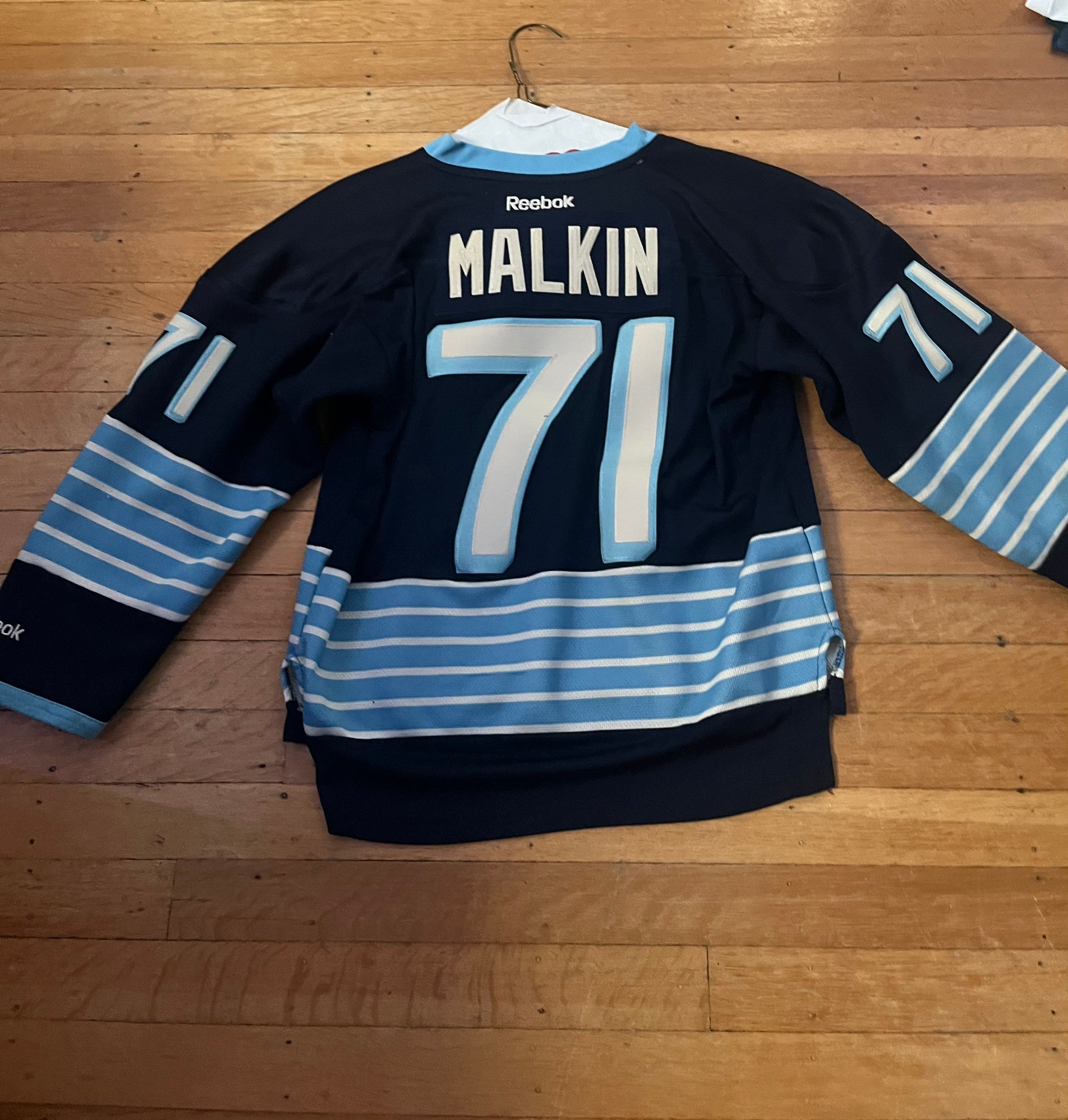 Evgeni Malkin Autographed Pittsburgh Penguins Authentic Pro Jersey - NHL  Auctions