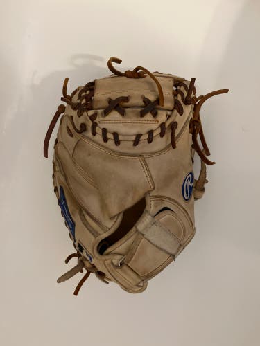 Rawlings heart of the hide Catchers Mitt