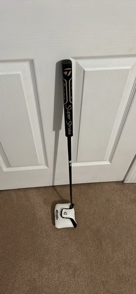 Barely Used Taylormade Spider X Putter! Including Head Cover!!