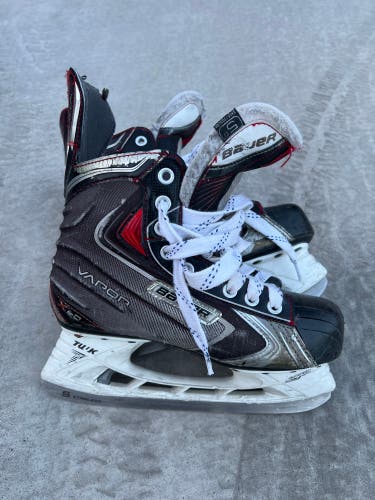 Bauer Vapor X60 Jr Ice Hockey Skates Size 5D