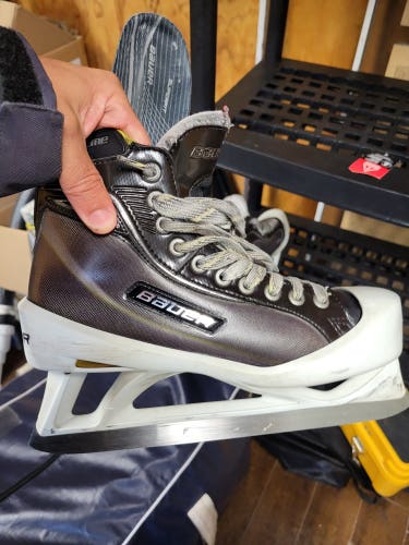 Senior Used Bauer Supreme One100 Hockey Goalie Skates Regular Width Size 8